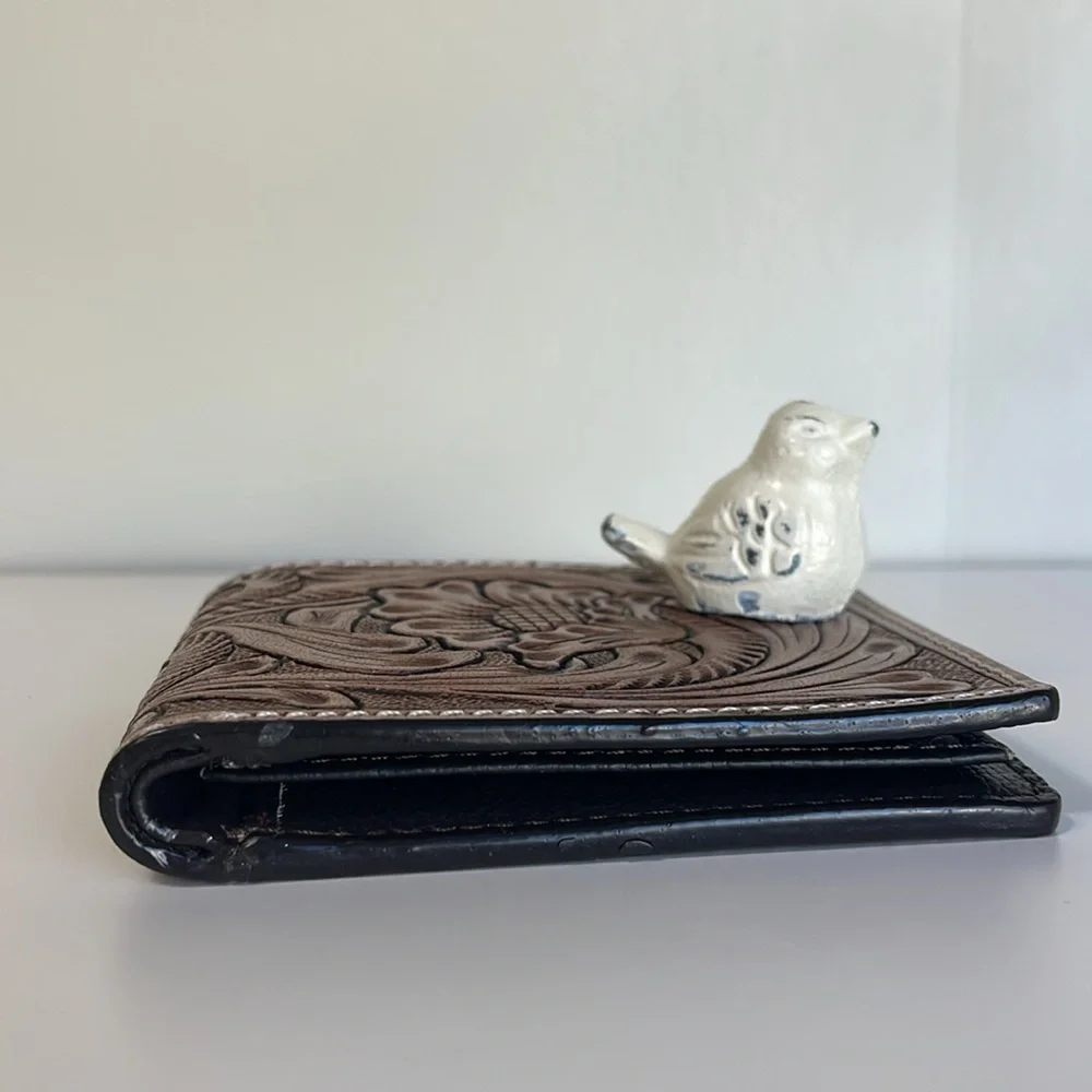 Men’s Tooled Wallet